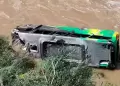 Bus con m�sicos se despista y cae al r�o Mantaro: Reportan al menos dos fallecidos y m�s de 10 heridos
