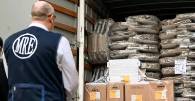 Cajas con c�dulas, actas y padrones fueron entregadas a Canciller�a bajo estrict