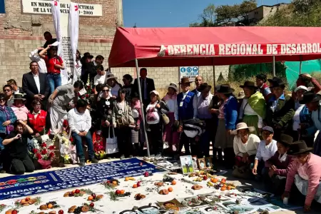 V�ctimas del terrorismo acceden a Registro �nico de V�ctimas (RUV) en Ayacucho p