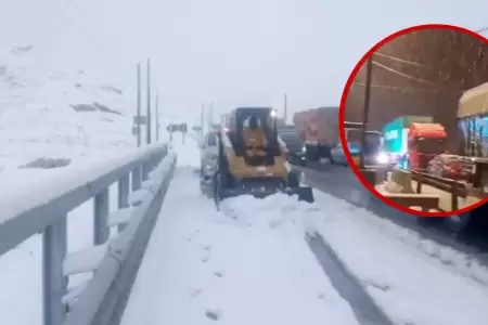 Carretera Central bloqueada en Ticlio por nevada