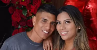 Paolo Hurtado celebra aniversario con Rosa Fuentes