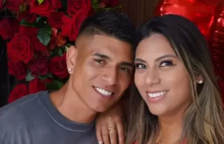 Paolo Hurtado celebra aniversario con Rosa Fuentes