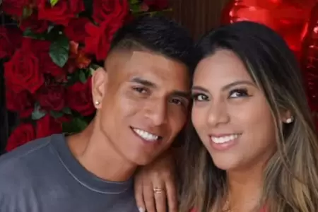 Paolo Hurtado celebra aniversario con Rosa Fuentes