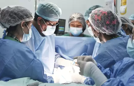 INSN de Bre�a implementar� cirug�as los domingos para atender alta demanda.