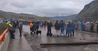 Suspenden paro en v�a Los Libertadores para que autoridades se re�nan con MTC