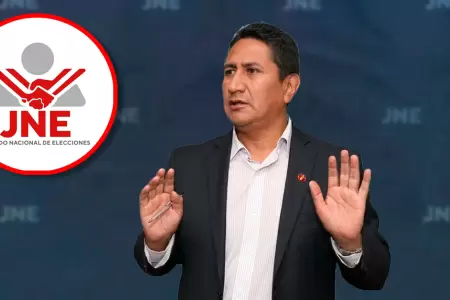 Vladimir Cerr�n participa del debate fiel a su estilo.