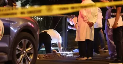 Delincuente es abatido en Surco tras intentar robar local de autos de lujo.