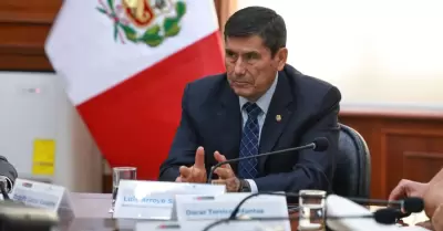 Premier sobre congelar fondos y cuentas vinculadas a bandas criminales