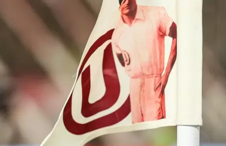 Universitario eval�a presentar m�s denuncias