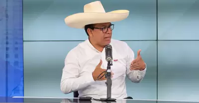 Roberto S�nchez Palomino.