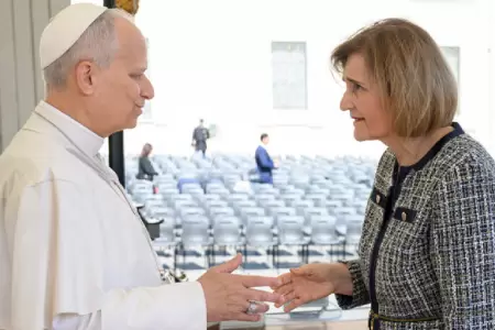 Luz Pacheco, sostuvo una audiencia con el Papa Le�n XIV en el Vaticano.