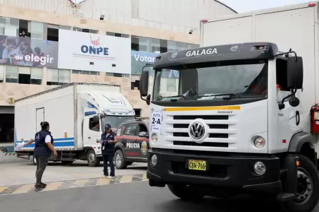 ONPE inicia env�o del material electoral hacia el resto del pa�s.