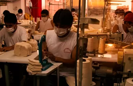 Trabajadores que laboren en feriados de Semana Santa deben recibir compensaci�n