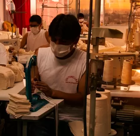 Trabajadores que laboren en feriados de Semana Santa deben recibir compensaci�n