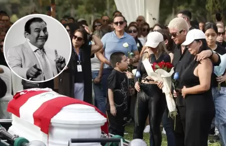 Manolo Rojas recibe �ltimo adi�s en el cementerio de Huachipa