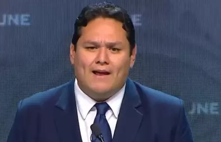 Enrique Valderrama se muestra a favor del aborto en casos de violaci�n