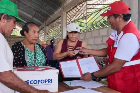 Ser�n casi 10 mil familias empadronadas por Cofopri.