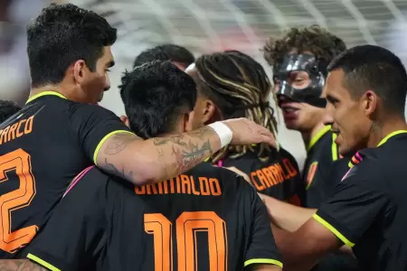 Per� empat� 2-2 ante Honduras en un nuevo amistoso internacional.