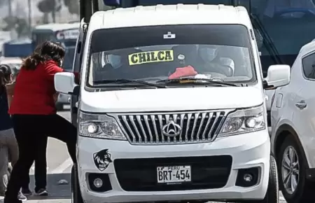 Congreso aprob� ampliar el uso de taxis colectivos hasta 2031