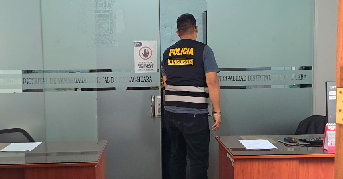 Arequipa: Allanan sede de la Municipalidad de Yanahuara tras revelarse a alcalde recibiendo una presunta coima