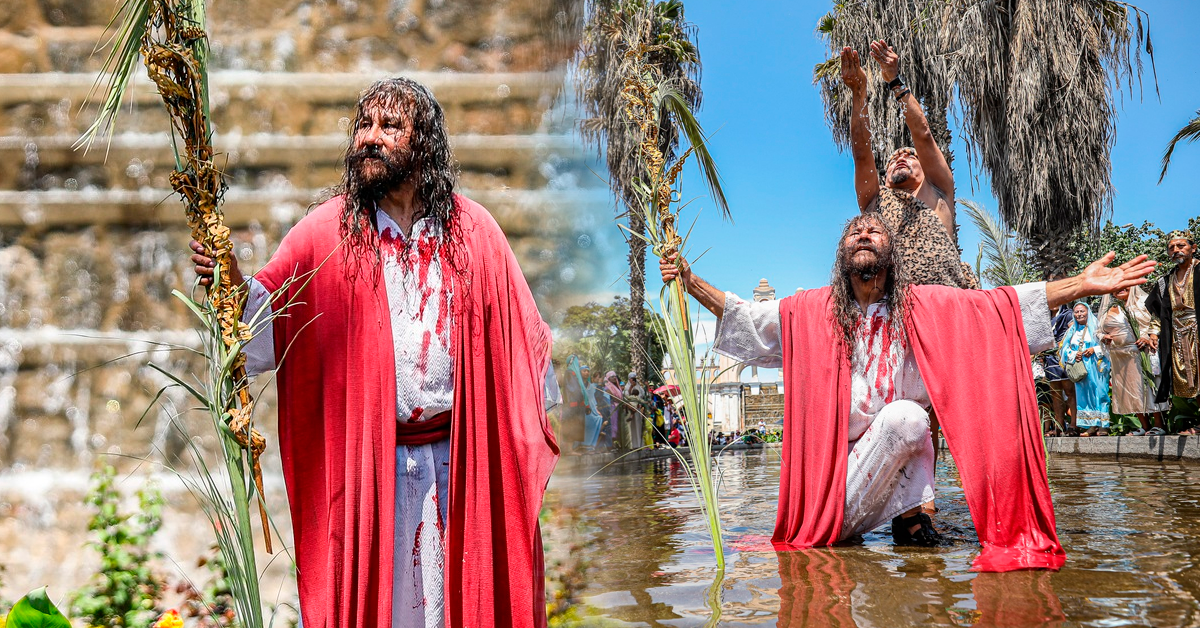 "Cristo Cholo" escenifica el bautizo de Jesús en el Rímac durante Semana Santa