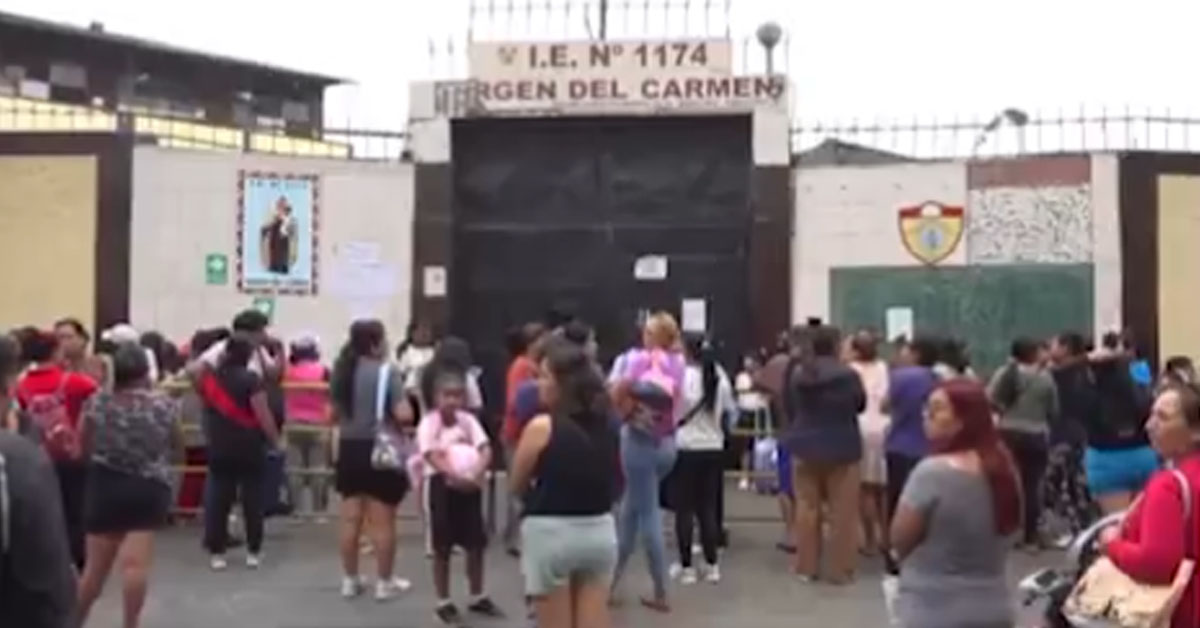 Denuncian que desconocidos habrían ingresado con machetes a colegio en SJL: 