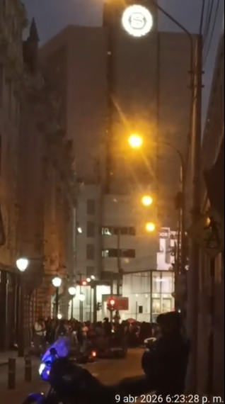 Cambista habría sido el blanco de un tiroteo en Jirón de la Unión.