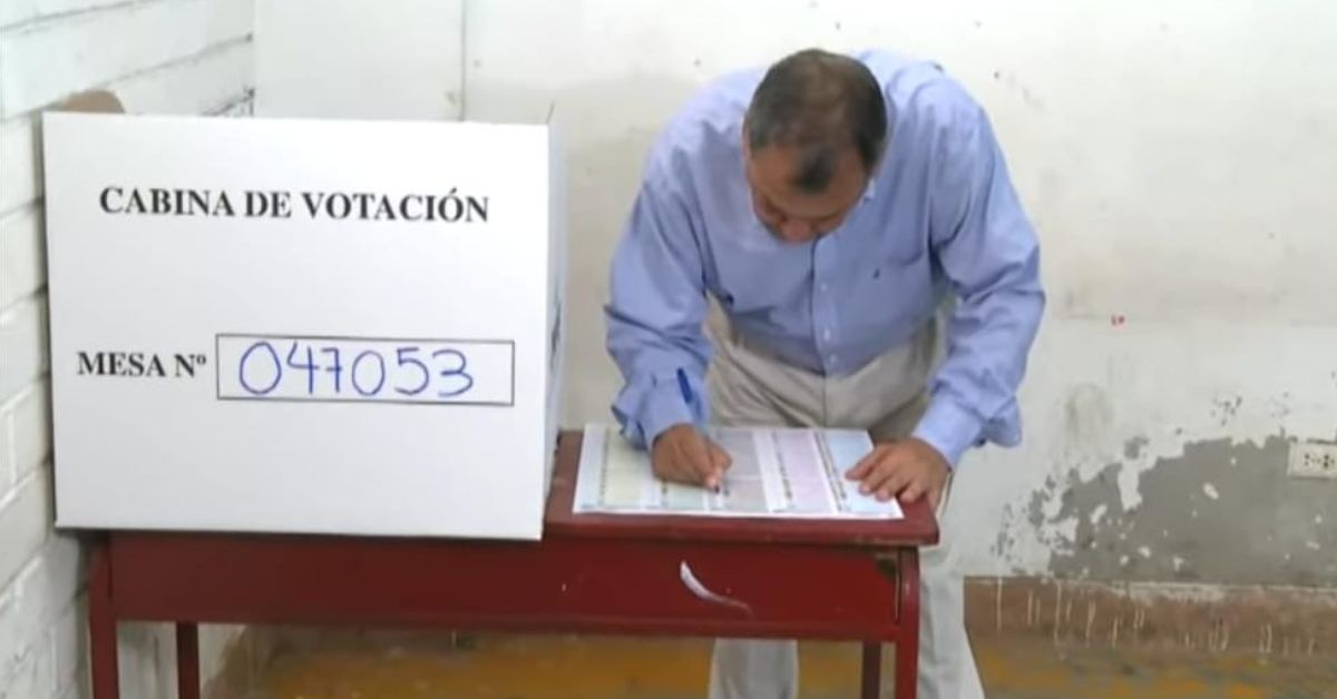 Jorge Nieto cometi� lapsus al votar fuera de la c�mara secreta