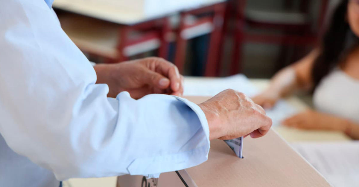 Partidos políticos exigen respuestas a la ONPE por falta del material electoral y nueva ampliación del horario de votación