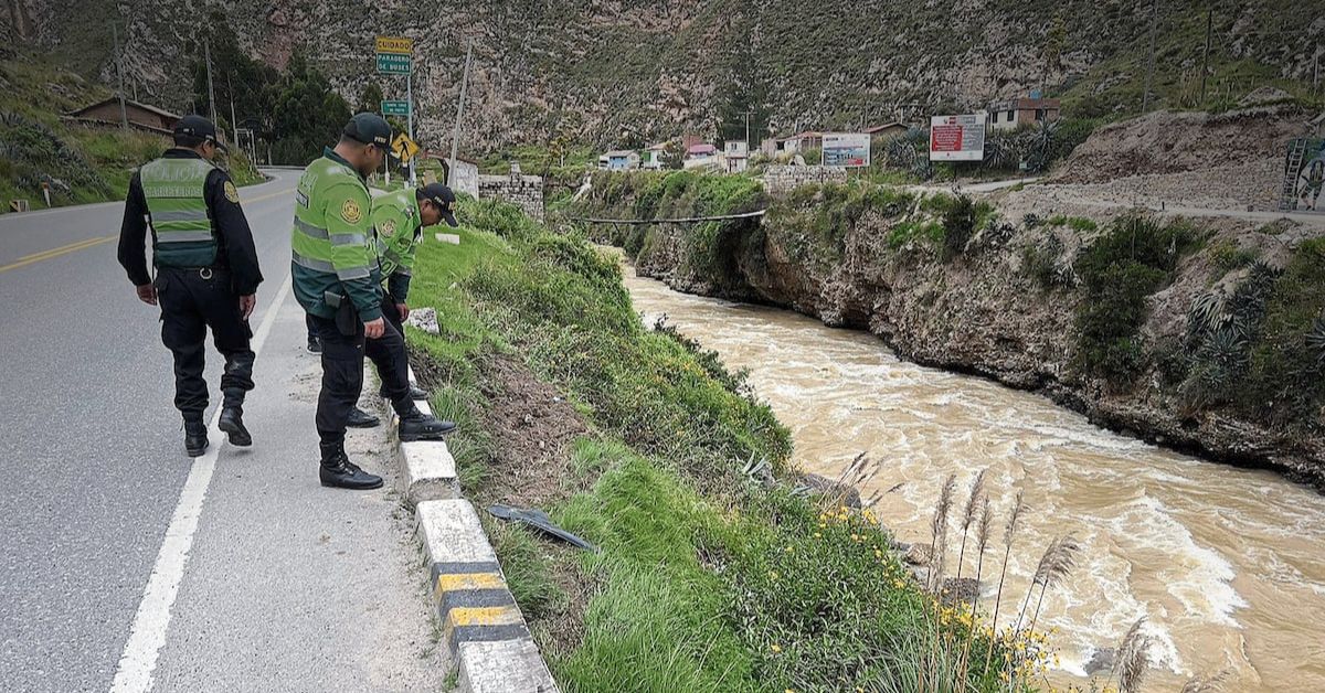 Accidente enluta las Elecciones 2026: familia entera PIERDE LA VIDA al caer a río cuando iba a votar