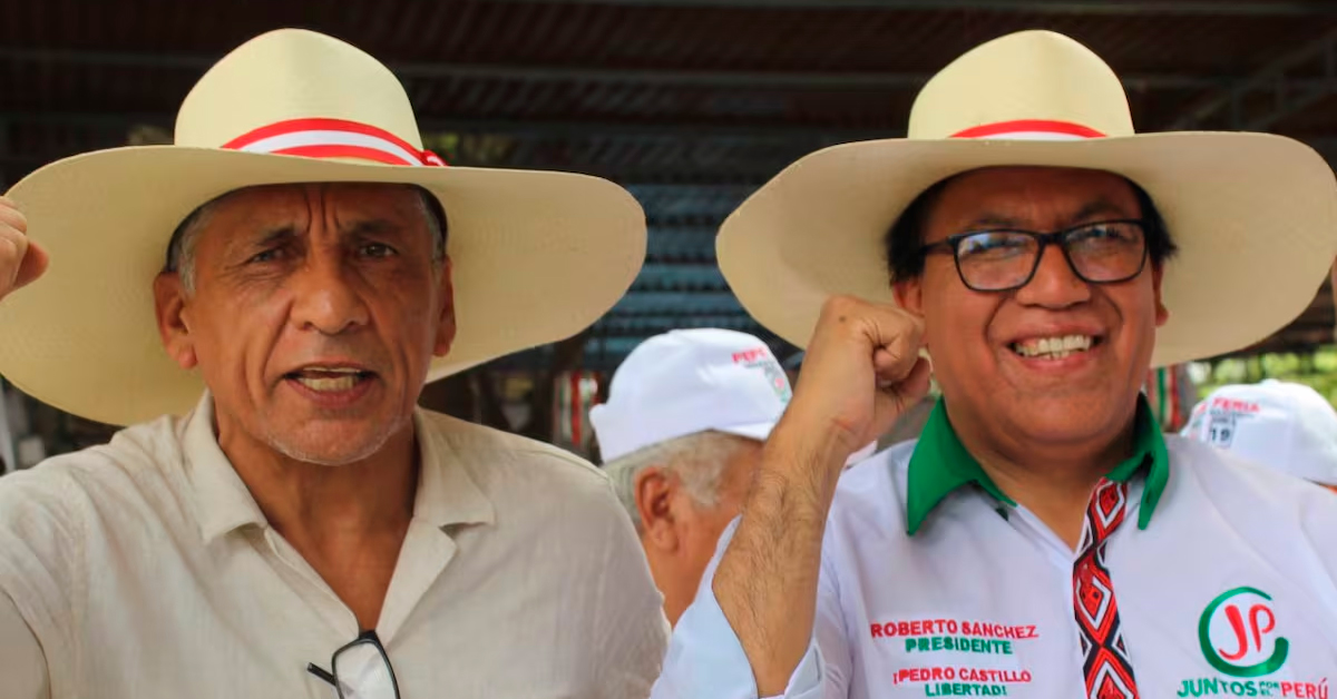 Antauro Humala muestra respaldo al candidato Roberto Sánchez: 