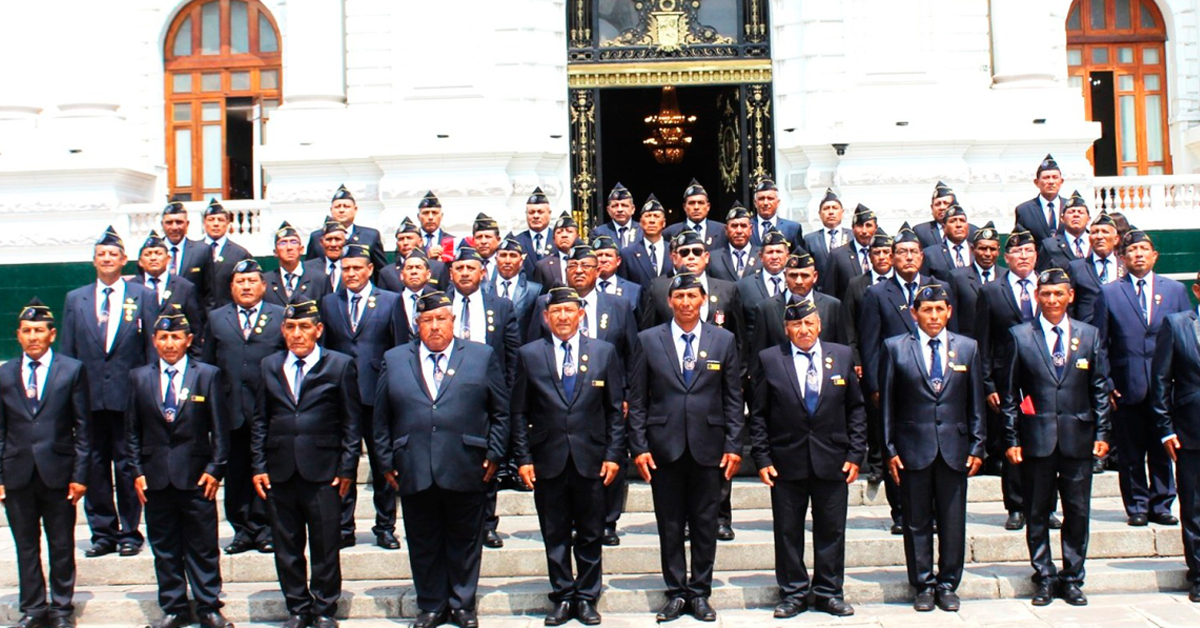 Oficializan ley que otorga una bonificación económica excepcional para los licenciados veteranos de la pacificación nacional
