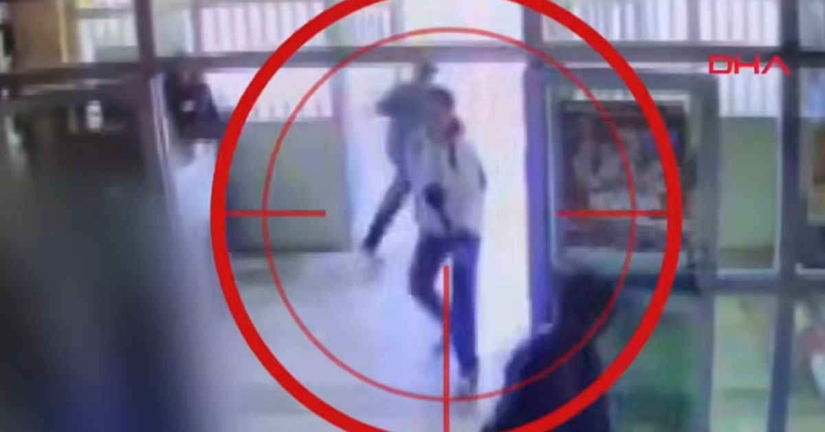 Exalumno armado con escopeta abre fuego en escuela: 