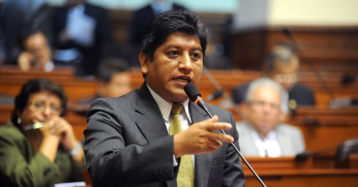 Defensor del Pueblo asegura que Corvetto no contestó a su llamada tras incidencias en las elecciones: 