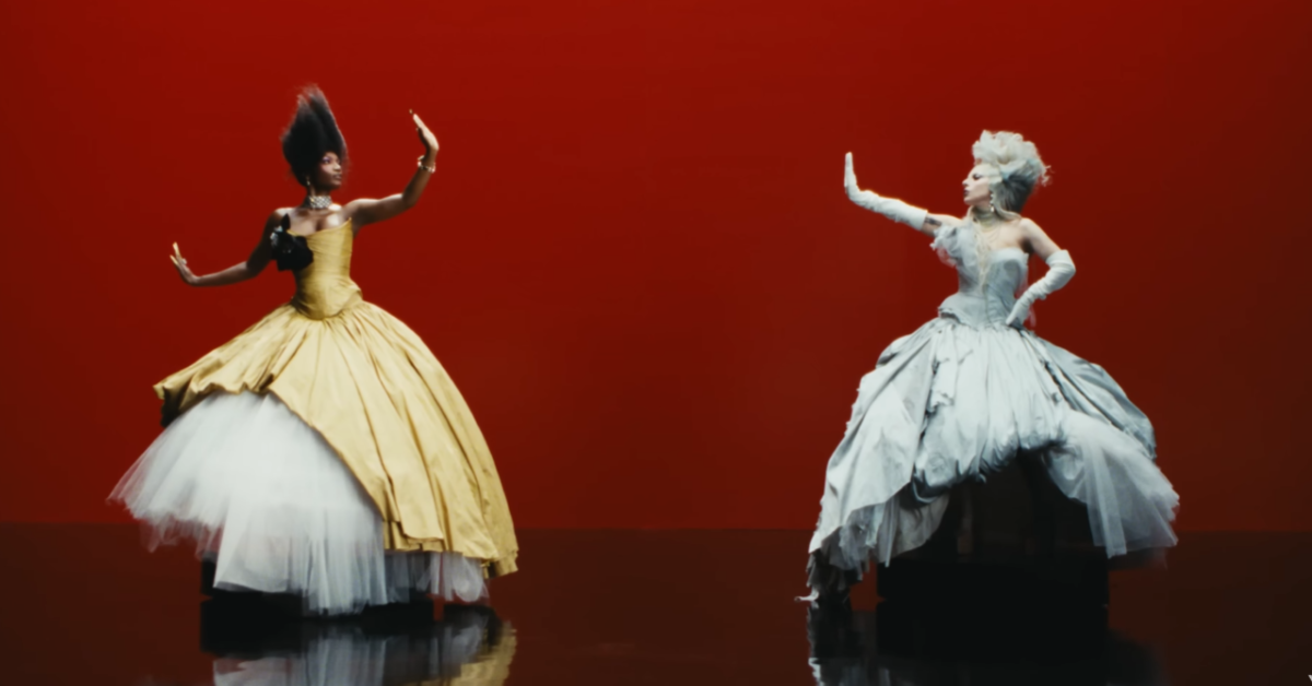 ¡Dúo de reinas! Lady Gaga y Doechii se apoderan de la pasarela en el lanzamiento de "Runway"
