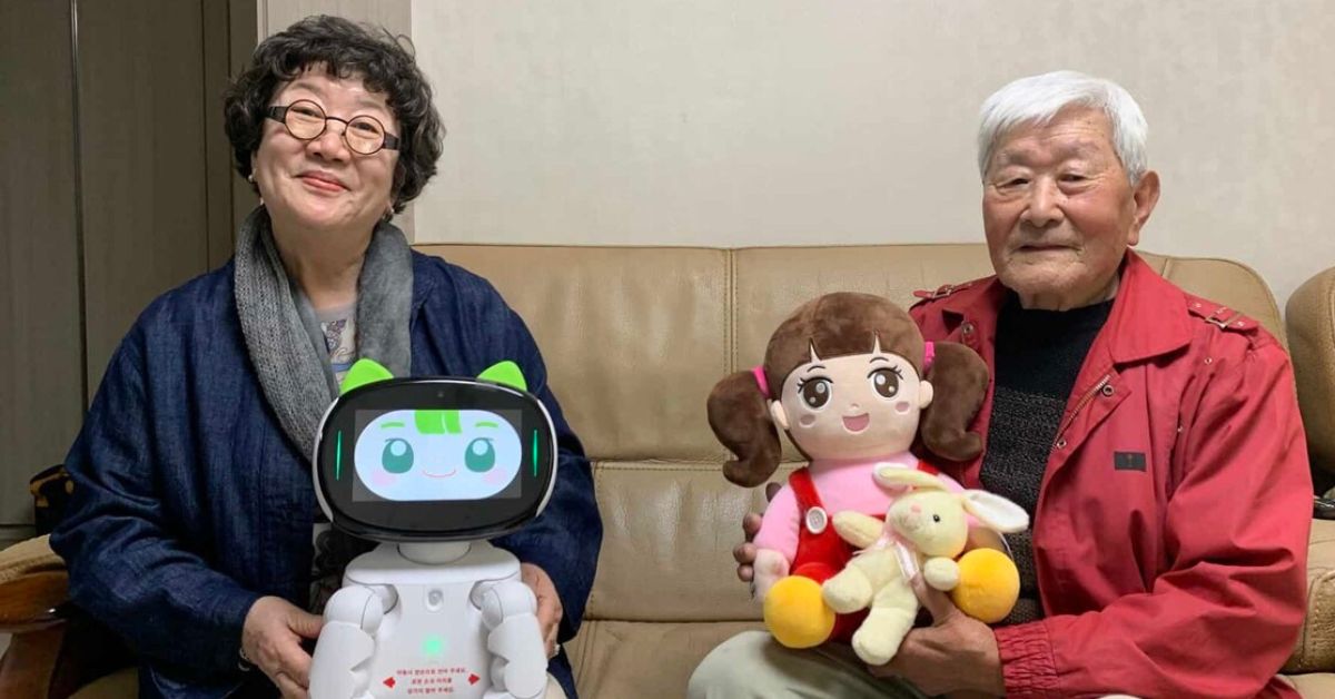 Corea del Sur: Muñecos creados con IA son usados como asistentes para adultos mayores