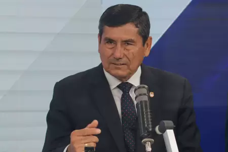 Luis Arroyo S�nchez - Primer Ministro.