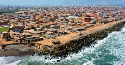 La erosi�n costera que se registra en los balnearios de Trujillo