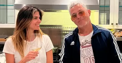 Alejandro Sanz contin�a confirmando su relaci�n.