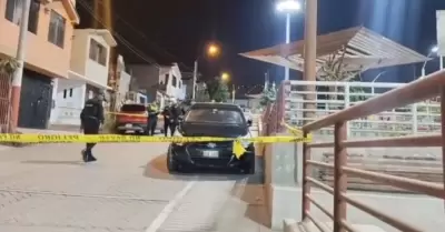 Sicarios asesinan a hombre dentro de su veh�culo