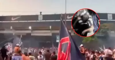 Bomberos confirmaron el deceso de una persona durante la concentraci�n.