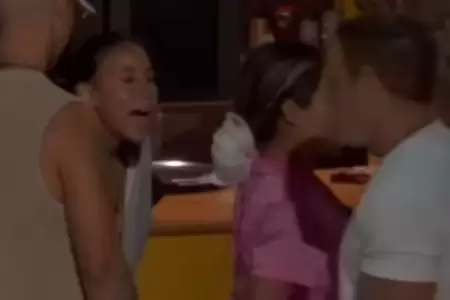 Samahara Lobat�n insulta a Pamela L�pez