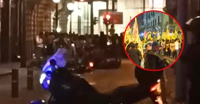 Violenta balacera atemoriza transe�ntes en Centro de Lima.