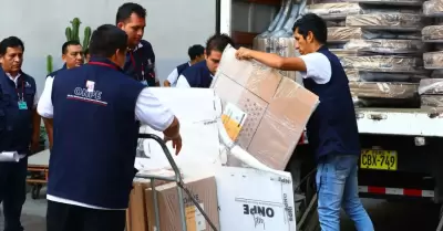Se registran retrasos en la distribuci�n del material electoral en varios puntos