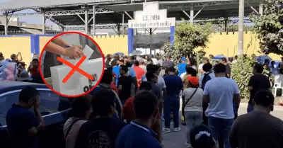 Local de votaci�n en Lur�n suspende votaci�n