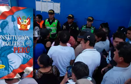 Ciudadanos esperan apertura de mesas hoy.