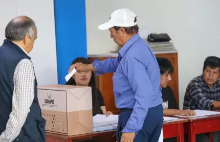 Al 53 % del escrutinio, candidato presidencial fallecido recibe m�s de 6.400 vot