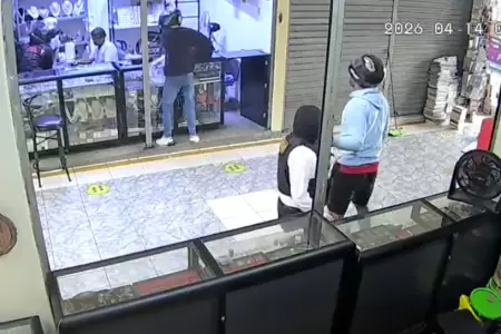 Ocho sujetos roban joyer�a en el centro hist�rico de Lima.