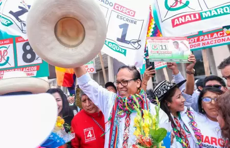 Roberto S�nchez ir�a a segunda vuelta electoral con Keiko Fujimori.