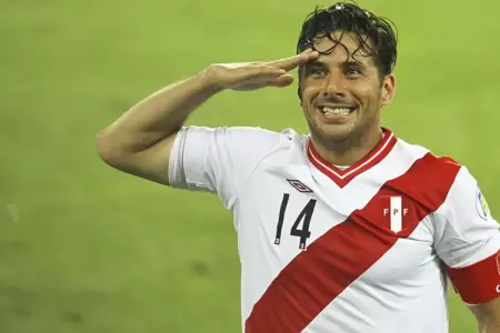 Gareca propone a Pizarro en la FPF